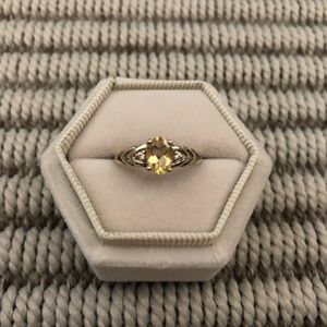 NATURAL YELLOW SAPPHIRE AND TOPAZ RING